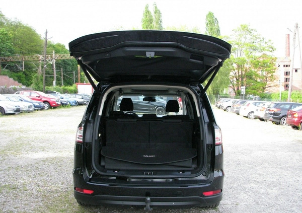 Ford Galaxy cena 57900 przebieg: 192309, rok produkcji 2015 z Strzelin małe 781